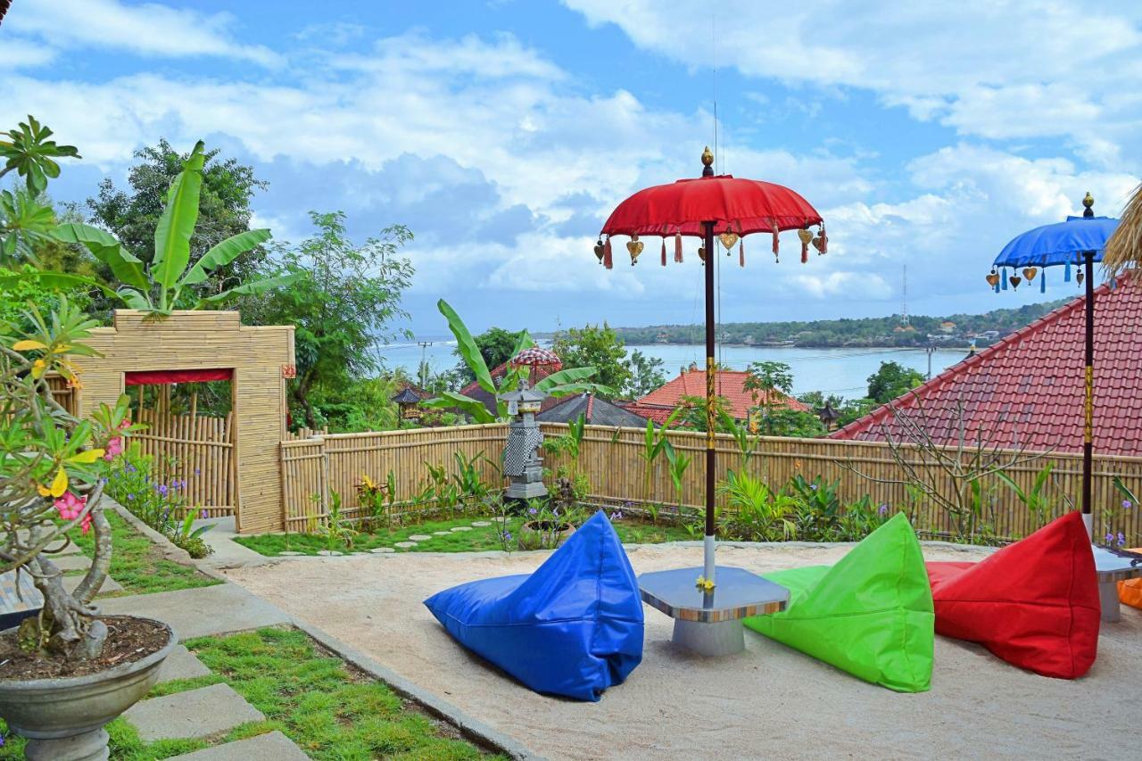 W Guest House Нуса-Лембонган Экстерьер фото